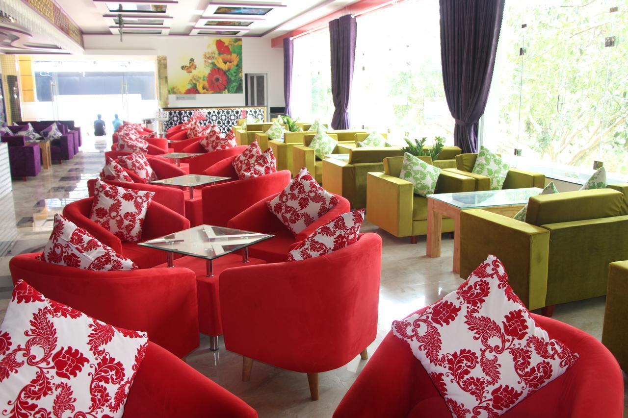 New Gold Hotel Duc Trong Exterior foto